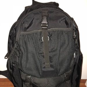 PACSAFE BACKPACK